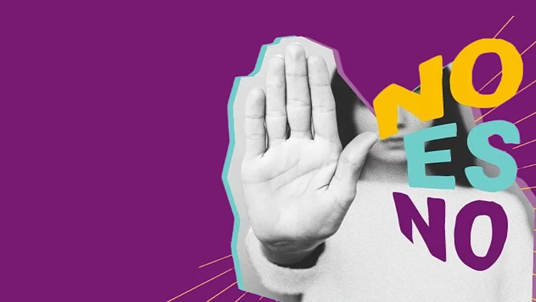 Persona levanta la mano en señal de “alto”. Texto: “NO ES NO” y hashtag de la campaña FES #FESLibreDeAcoso.
