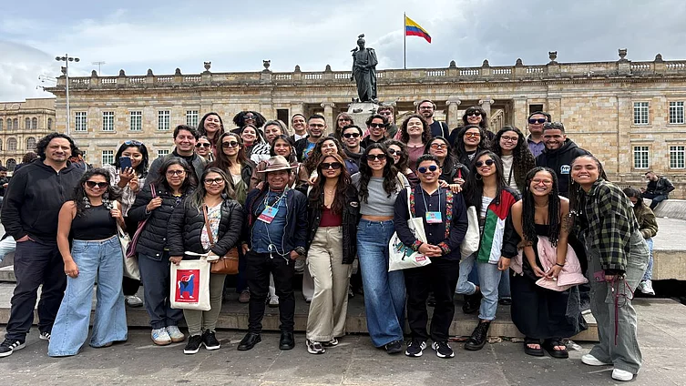 Jóvenes participantes en V Encuentro de Manifestate
